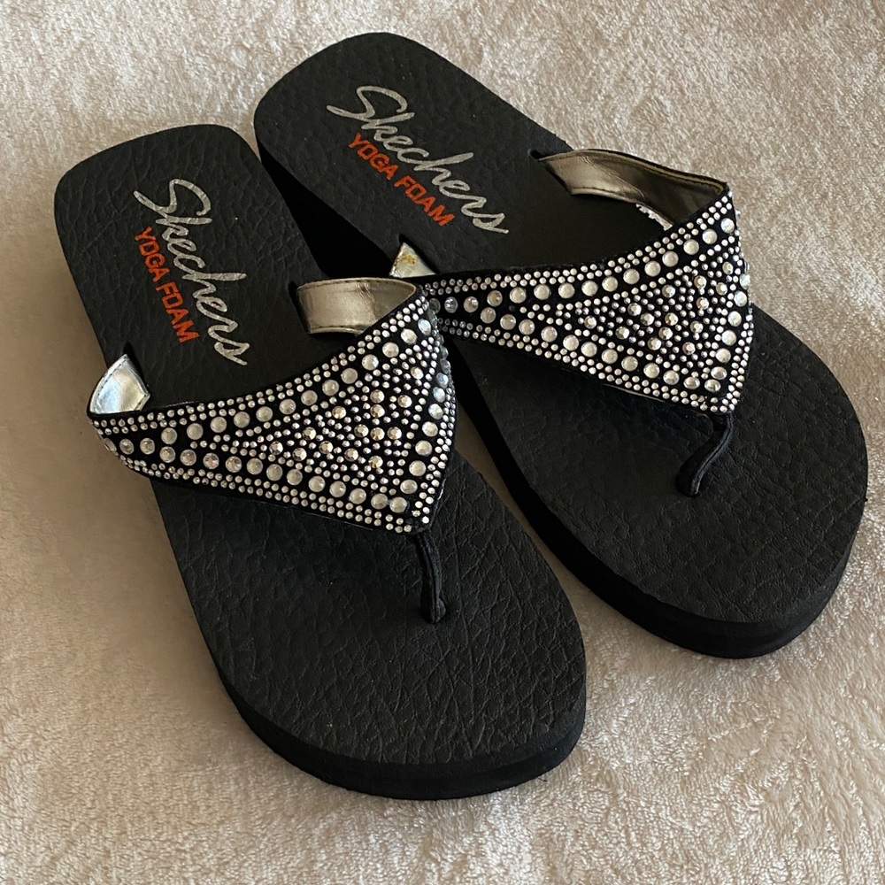 Skechers Women's Black and Silver Embellished Sandals